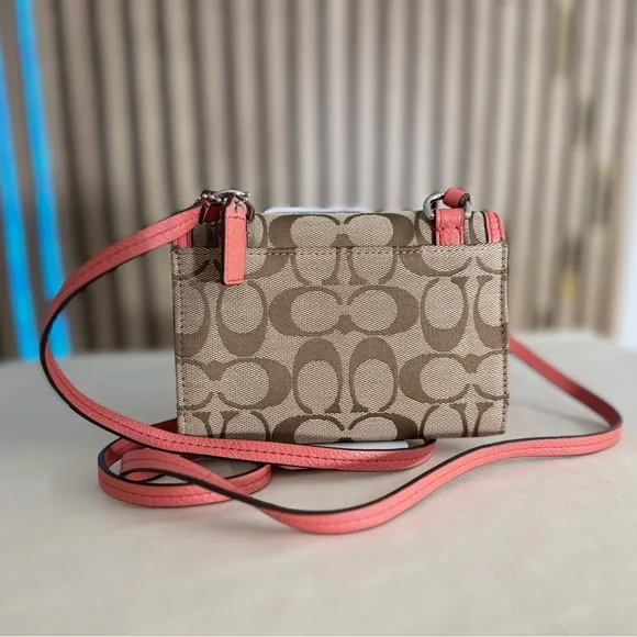 🌸 COACH Tan and Pink 🌺 RARE signature coral salmon leather Crossbody Bag - Picture 3 of 10